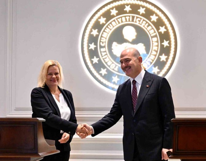 İ̇çişleri Bakanı Soylu: “Terör Örgütlerine Yönelik Operasyonların Tek Bir Değerlendirmesi Olur; Terör Örgütlerini Ortadan Kaldırmak”