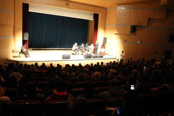 Edirne’de “Aşık Veysel’i Anma Gecesi” Düzenlendi