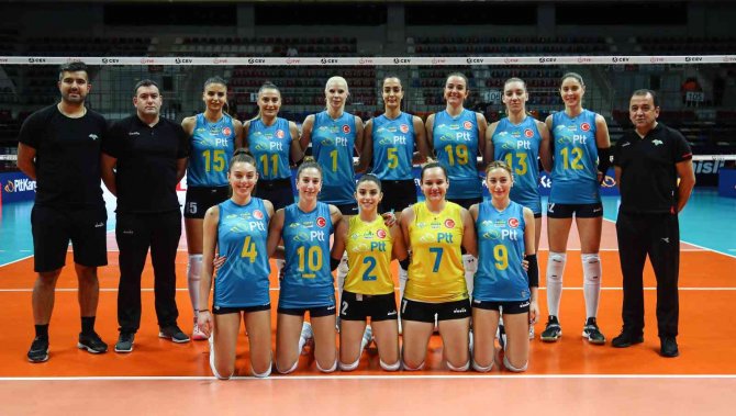 Cev Challenge Kupası: Ptt: 3 - Tchalou: 0