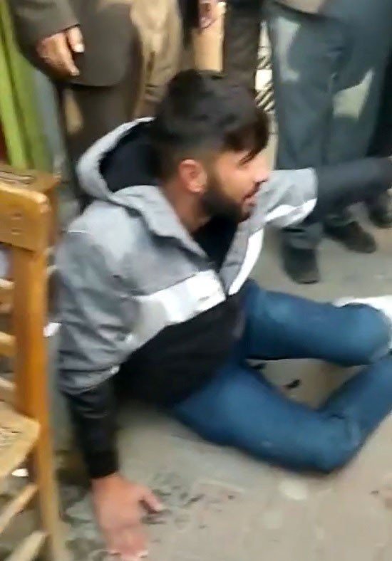 Önce Ateş Etti, Sonra Bıçakladı