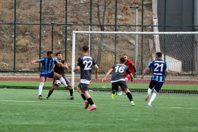 Yenimahalle Bağlum Maçından Beraberlik Çıktı