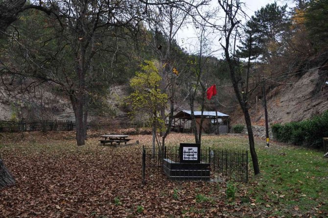 Mudurnu’ya İ̇slamiyet’i Benimseten Zat: Karaaslan Veli Hazretleri