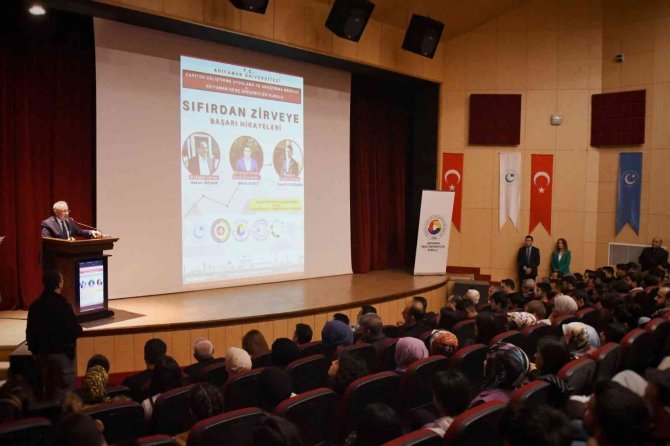Üniversitede "Sıfırdan Zirveye Başarı Hikayeleri" Konulu Program Yapıldı