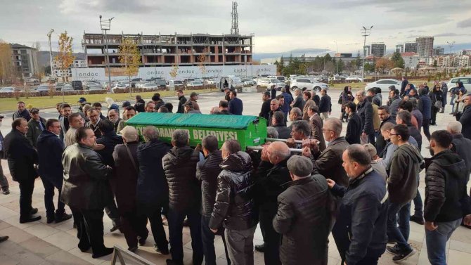 Sazın Üstadı Sonsuzluğa Uğurlandı