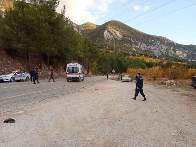 Otomobilin Çarptığı Yaya Hayatını Kaybetti