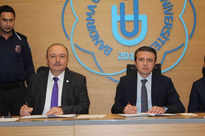 Üniversite Öğretim Üyeleri Cezaevinde Eğitim Verecek