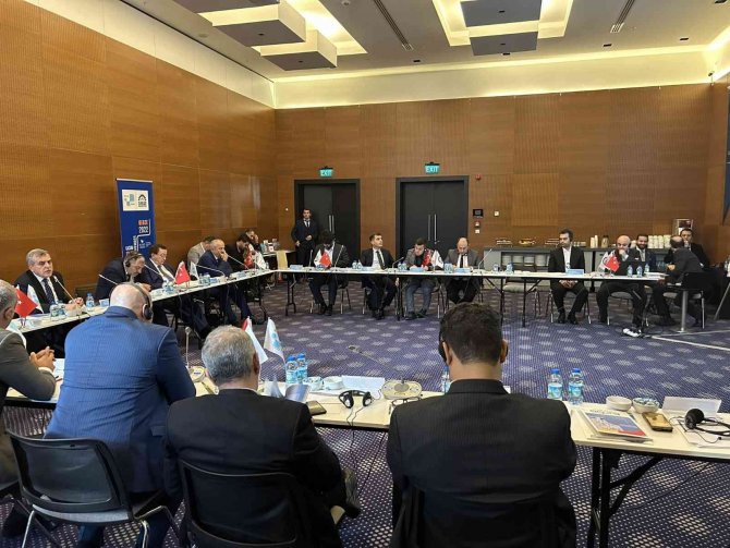 Başkan Alim Işık Gebze’de