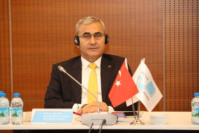 Başkan Alim Işık Gebze’de