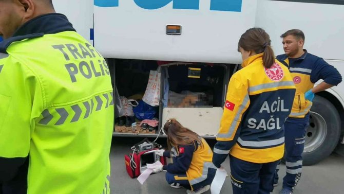 Şoför, Otobüsün Bagajında Ölü Bulundu