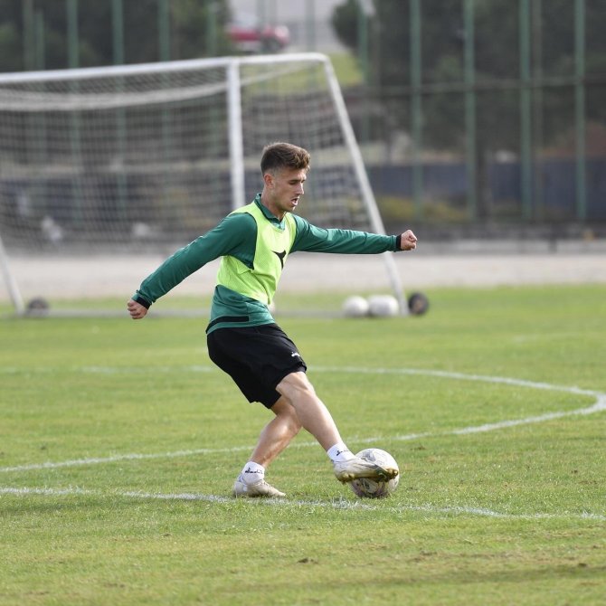 Bursaspor Dar Alanda Çift Kale Maç Yaptı