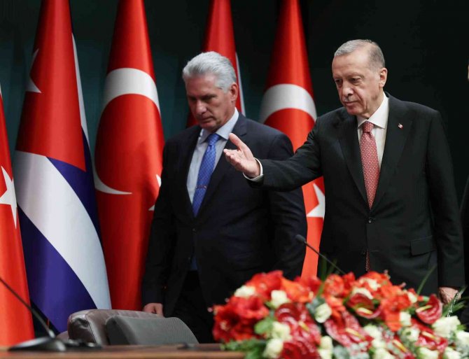 Cumhurbaşkanı Erdoğan: "Küba İle Ticaret Hacmimizi 200 Milyon Dolara Çıkarma Kararlılığımızı Teyit Ettik"