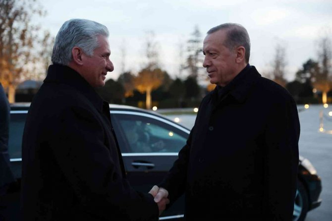 Cumhurbaşkanı Erdoğan, Küba Devlet Başkanı Bermudez’i Resmi Törenle Karşıladı