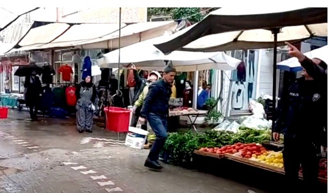 Edremit’te Elektrik Direğinden Çıkan Kıvılcımlar Paniğe Neden Oldu