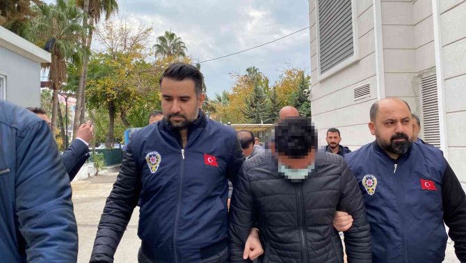 Mersin’de Üniversiteli Kızlara Yabancı Cisim Atan Motosikletli Gençler Adliyeye Sevk Edildi