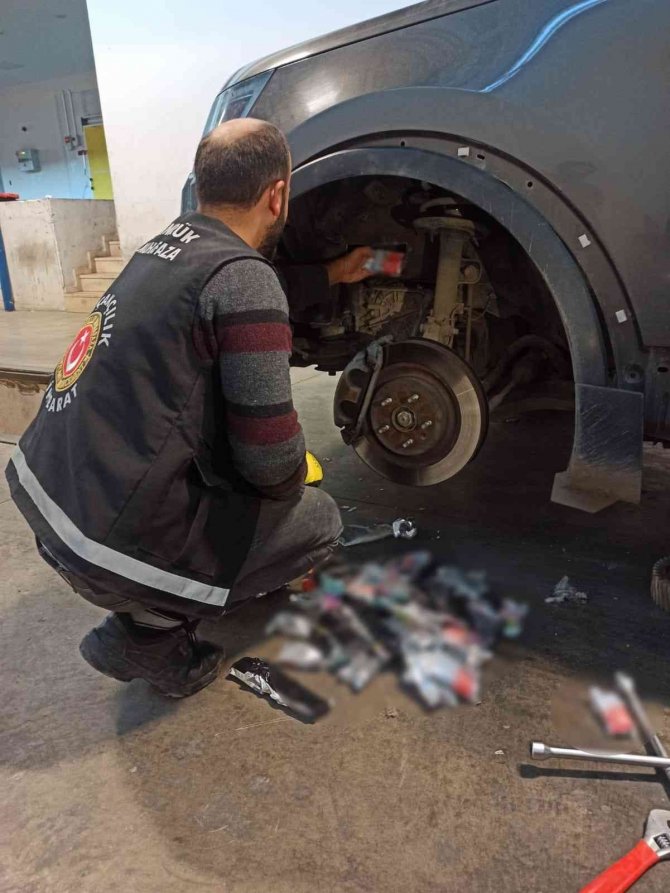 Habur Sınır Kapısı’nda Bini Aşkın Elektronik Sigara Ele Geçirildi