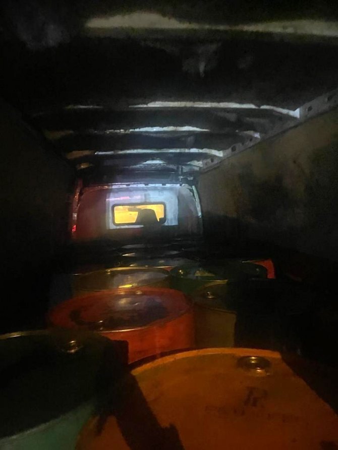 İ̇stanbul’da 4 Ton Karışımlı Akaryakıt Ele Geçirildi