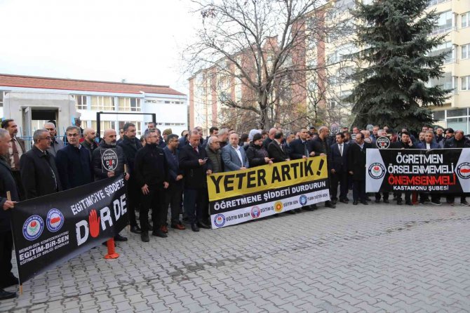 Öğrencisi Tarafından Bıçaklanan Müdür Yardımcısı İçin Sendikalardan Ortak Tepki