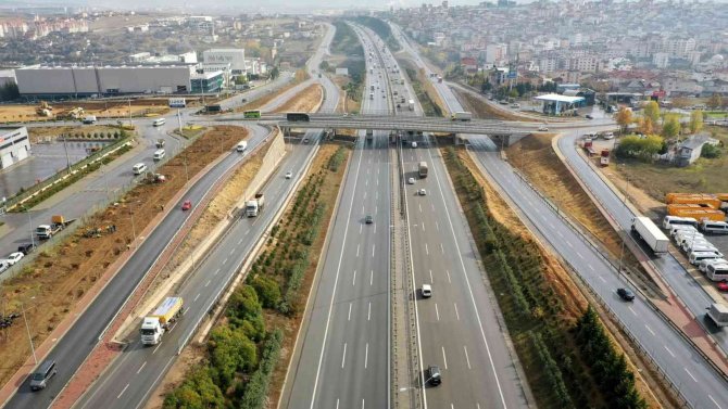 Tem’in Gebze Güzergahı Yeşile Bürünüyor