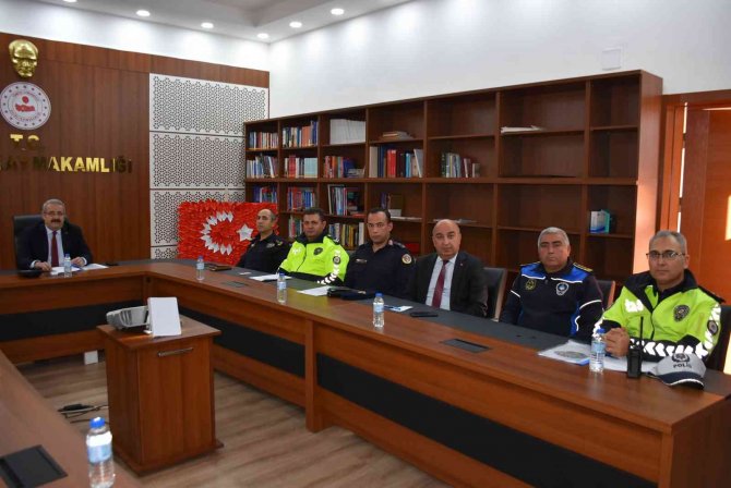 Salihli’de Trafik Tedbirleri Toplantısı Yapıldı
