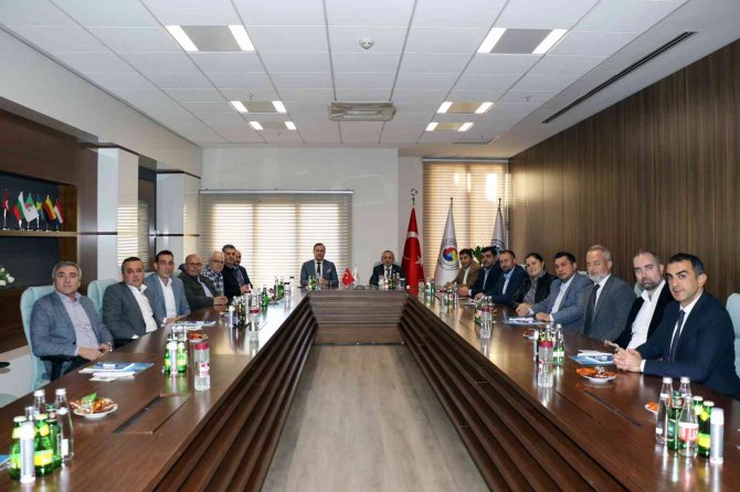 Muradiye Osb’den Manisa Tso’ya ’Hayırlı Olsun’ Ziyareti