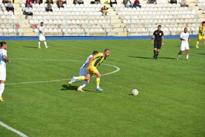 Tff 3. Lig: Osmaniyespor Fk: 4 - Siirt İ̇l Özel İ̇daresi Spor: 0