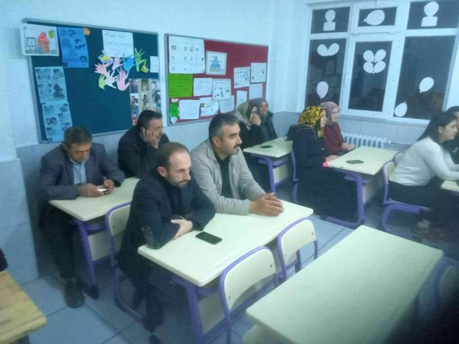 Pazarlar’da ’Aile Okulu’ Projesi