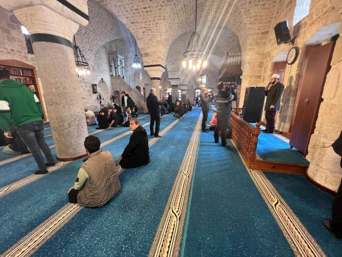 Hataylı Müezzin Rusya’daki Yarışmada Birinci Oldu