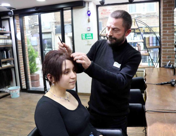 Samsun’da Kadın Kuaförlerinin Uyguladığı Fiyat Tarifesine Yüzde 50 Zam