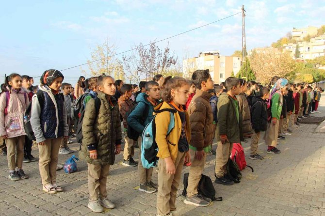 Şehit Öğretmen Ayşegül Alkan İçin 709 Okulda Yasin-i Şerif Okundu