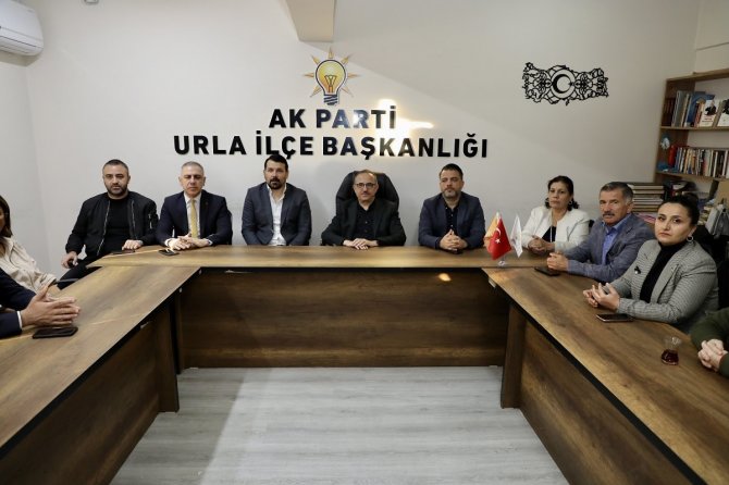 Ak Parti’li Sürekli’den ’Tarihe Saygı’ Çıkışı