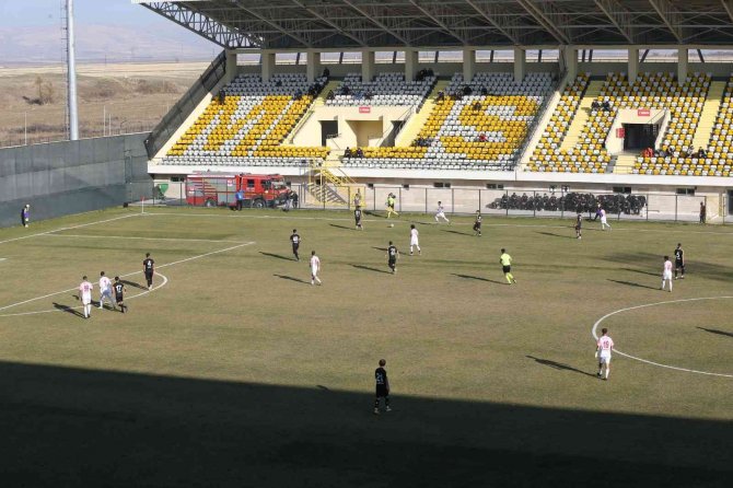 Tff 3. Lig: 1984 Muşspor: 1 - Kepez Belediyespor: 2