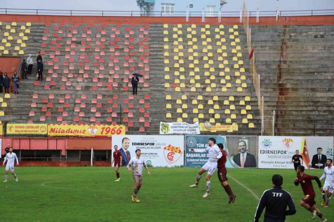 Tff 3. Lig: Edirnespor: 1 - Derincespor: 2