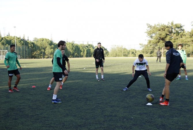 Genç Horozlar, Afyonspor Karşısında Galibiyet Serisini Sürdürmek İstiyor