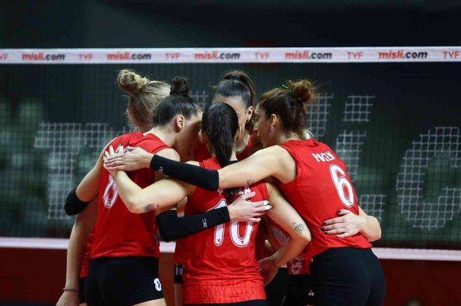 Sultanlar Ligi: Türk Hava Yolları: 3 - Bolu Belediyespor: 1