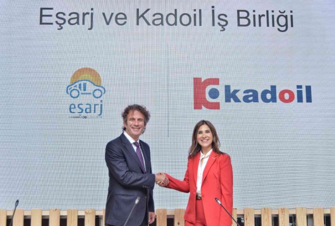 Türkiye’nin Elektrikli Araç Şarj İstasyon Ağı Genişliyor