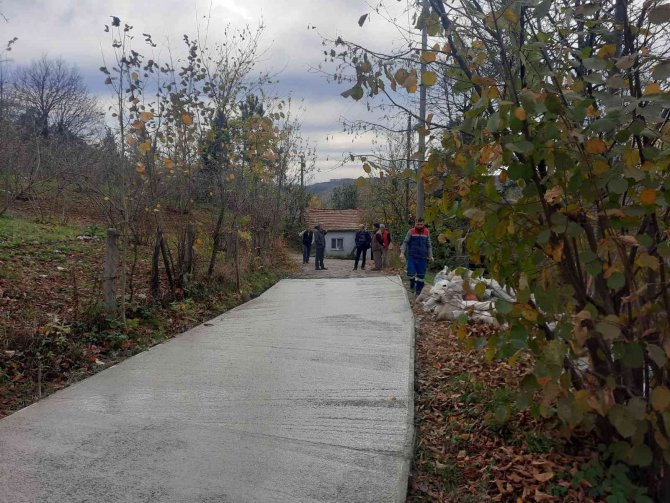 Kandilli Belediyesi Bin 500 Metreküp Beton Yol Çalışması Yaptı