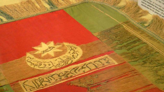 ‘Alemli Sancağı’ Nevşehir Müzesi’nde Sergileniyor