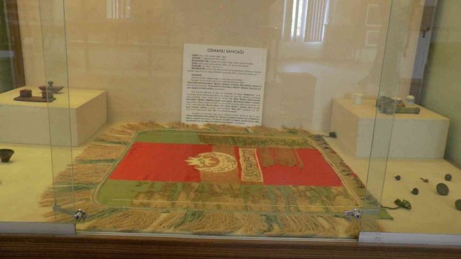 ‘Alemli Sancağı’ Nevşehir Müzesi’nde Sergileniyor
