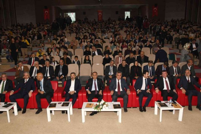 Adıyaman’da 24 Kasım Öğretmenler Günü Kutlandı