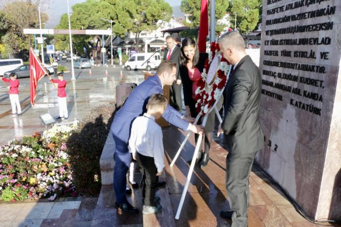 Muğla’da 24 Kasım Öğretmenler Günü Kutlanıyor