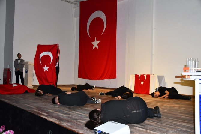 Altınova’da Öğretmenler Günü Kutlandı