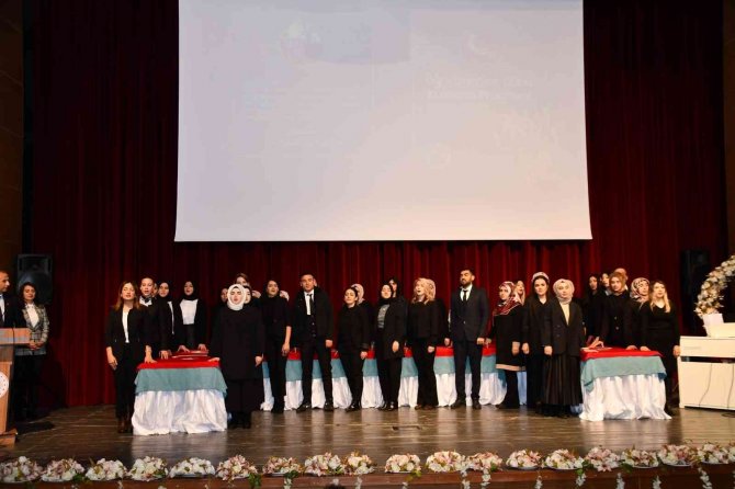 Kimi Emekli Olmanın Kimi De Göreve Başlamanın Heyecanını Yaşadı