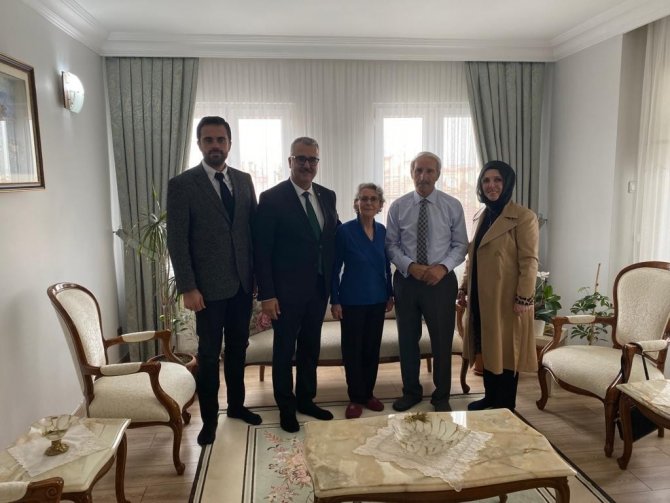 Ak Parti İ̇l Başkanı Ahlatcı;