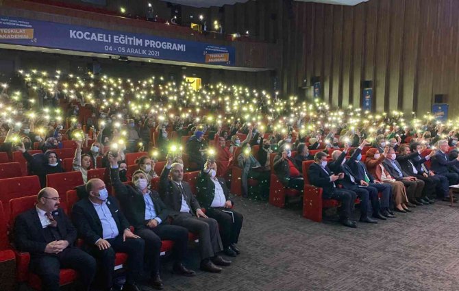 Ak Parti’de Teşkilat İçi Eğitim Programının Teması: ’Türkiye Yüzyılı’