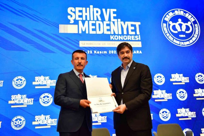 Altındağ Belediye Başkanı Balcı, ‘Şehir Ve Medeniyet Kongresi’ne Katıldı