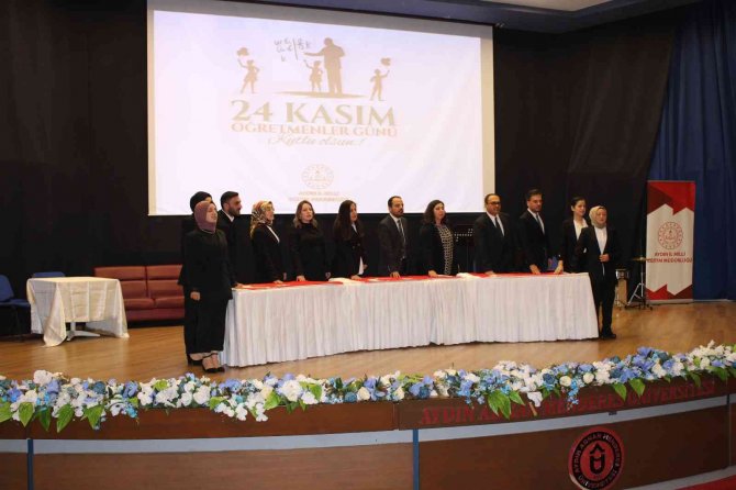 Aydın’da Göreve Yeni Başlayan Öğretmenler Yemin Etti