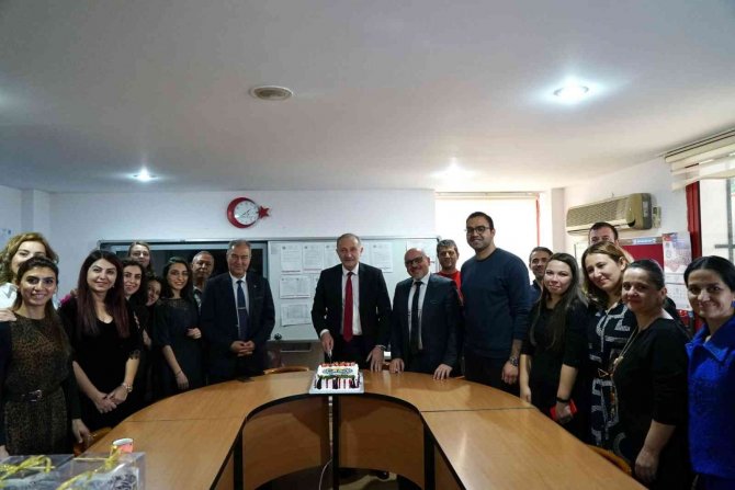 Başkan Atabay, Öğretmenleri Unutmadı