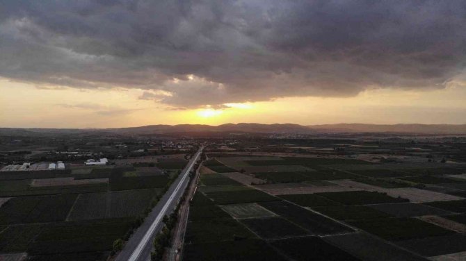 Dron İle Çekilen Gün Batımı Hayran Bıraktı