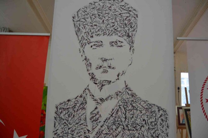 Burdur’da 404 Öğretmen Atatürk Portresinde Buluştu