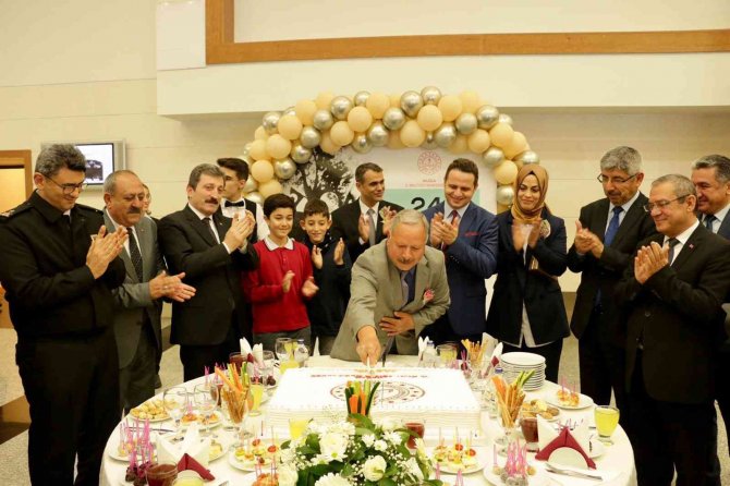 Muğla’da Öğretmenler Günü Düzenlenen Törenle Kutlandı